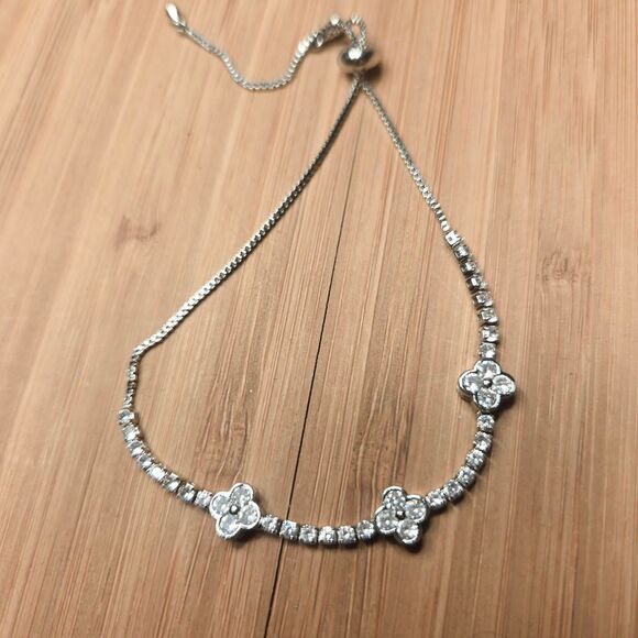 Pull toggle bracelet silver and cubic zircon  flower design - Picture 4 of 8